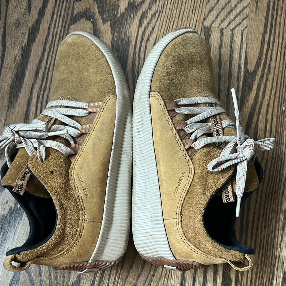 Sorel women’s waterproof Suede Casual Sneakers in Tan Sz 8 - Picture 9 of 10